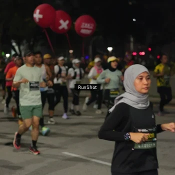 Runner Photo 7062347