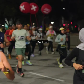 Runner Photo 7062355