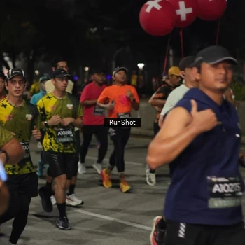 Runner Photo 7062360