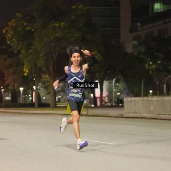 Runner Photo 7062374