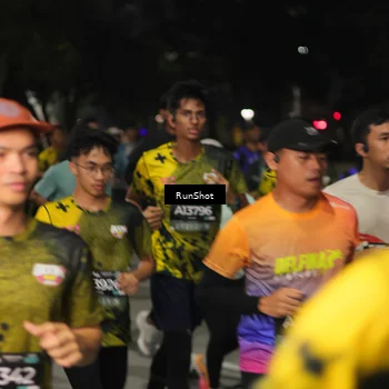 Runner Photo 7062387