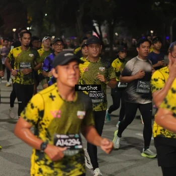Runner Photo 7062405