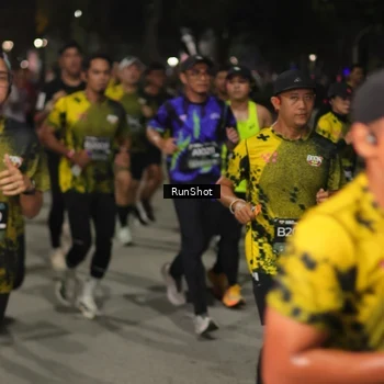 Runner Photo 7062415