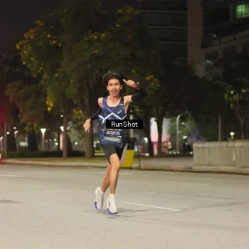 Runner Photo 7062416