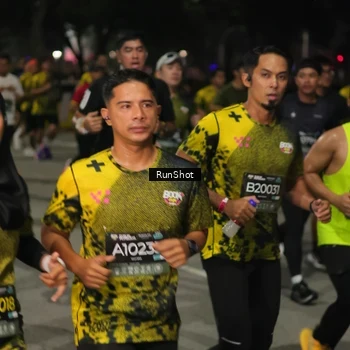 Runner Photo 7062419