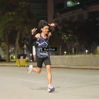 Runner Photo 7062434