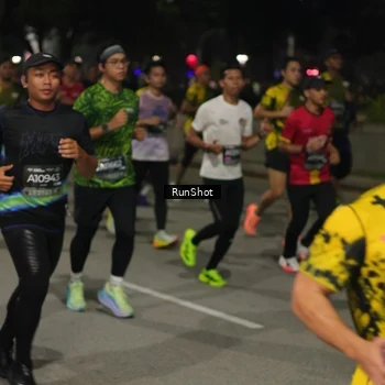 Runner Photo 7062438