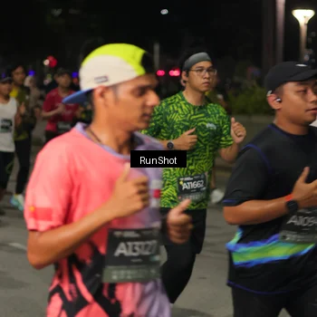 Runner Photo 7062445