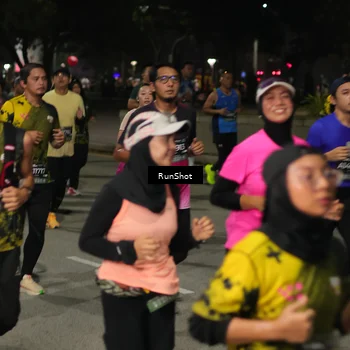 Runner Photo 7062464
