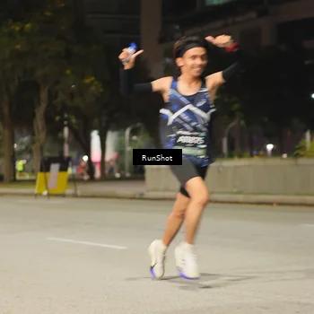 Runner Photo 7062469