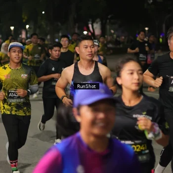 Runner Photo 7062476