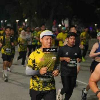 Runner Photo 7062493