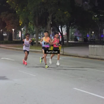 Runner Photo 7062505