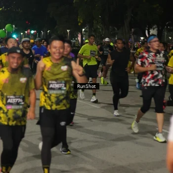 Runner Photo 7062543