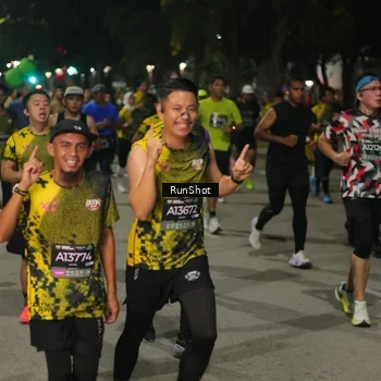 Runner Photo 7062544