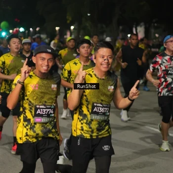 Runner Photo 7062547