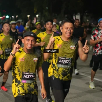 Runner Photo 7062550