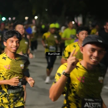 Runner Photo 7062555
