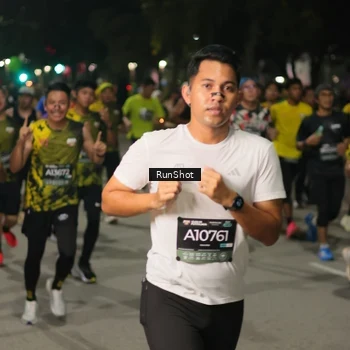 Runner Photo 7062563