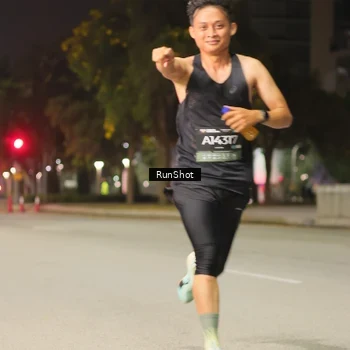 Runner Photo 7062573