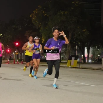 Runner Photo 7062610