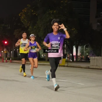 Runner Photo 7062635