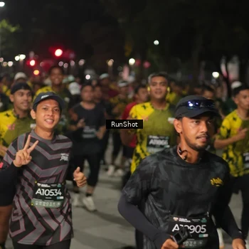 Runner Photo 7062695