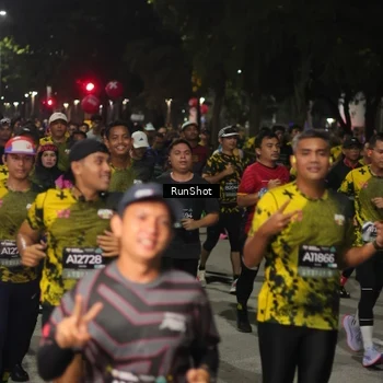 Runner Photo 7062697