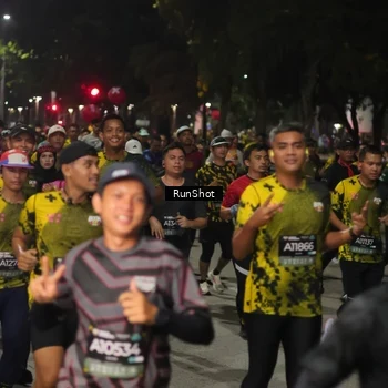 Runner Photo 7062698