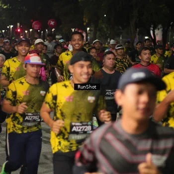 Runner Photo 7062703