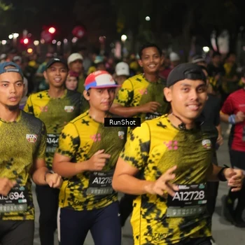 Runner Photo 7062741