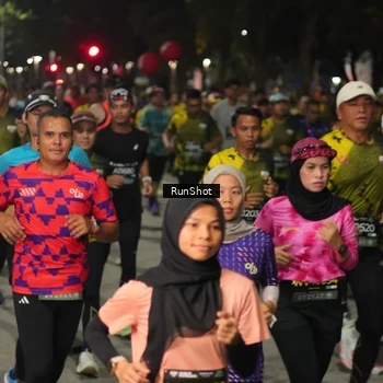 Runner Photo 7062764