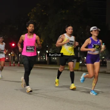 Runner Photo 7062800