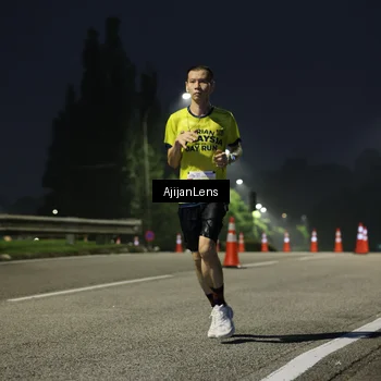 Runner Photo 7062836