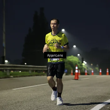 Runner Photo 7062840