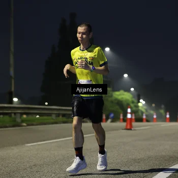 Runner Photo 7062841