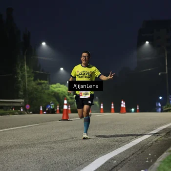Runner Photo 7062868