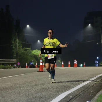 Runner Photo 7062871