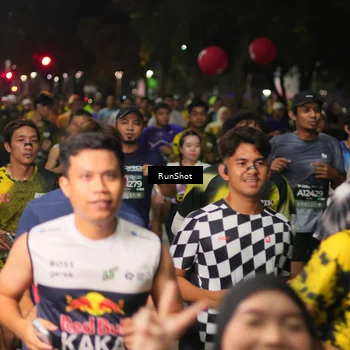Runner Photo 7062876