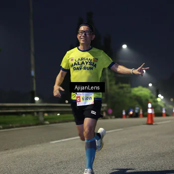 Runner Photo 7062888