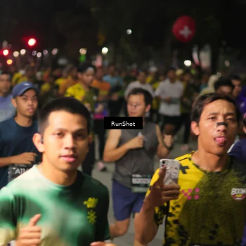 Runner Photo 7062891