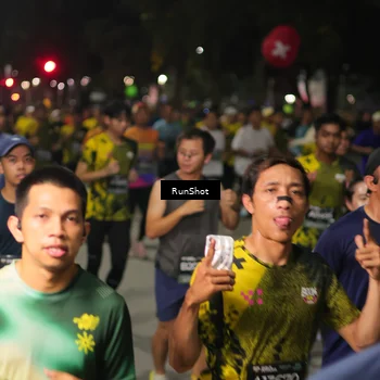 Runner Photo 7062900