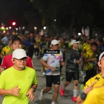Runner Photo 7062953