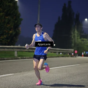 Runner Photo 7062958