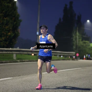 Runner Photo 7062959
