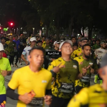 Runner Photo 7062978
