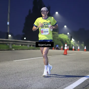 Runner Photo 7062983