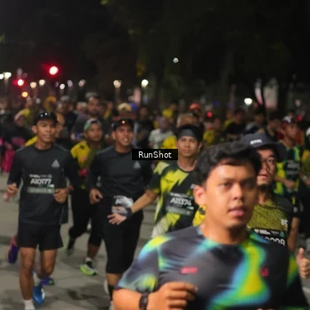 Runner Photo 7062989