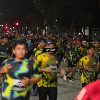 Runner Photo 7062993