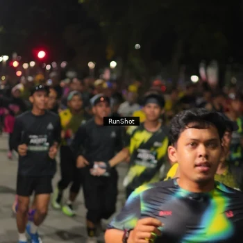 Runner Photo 7063013
